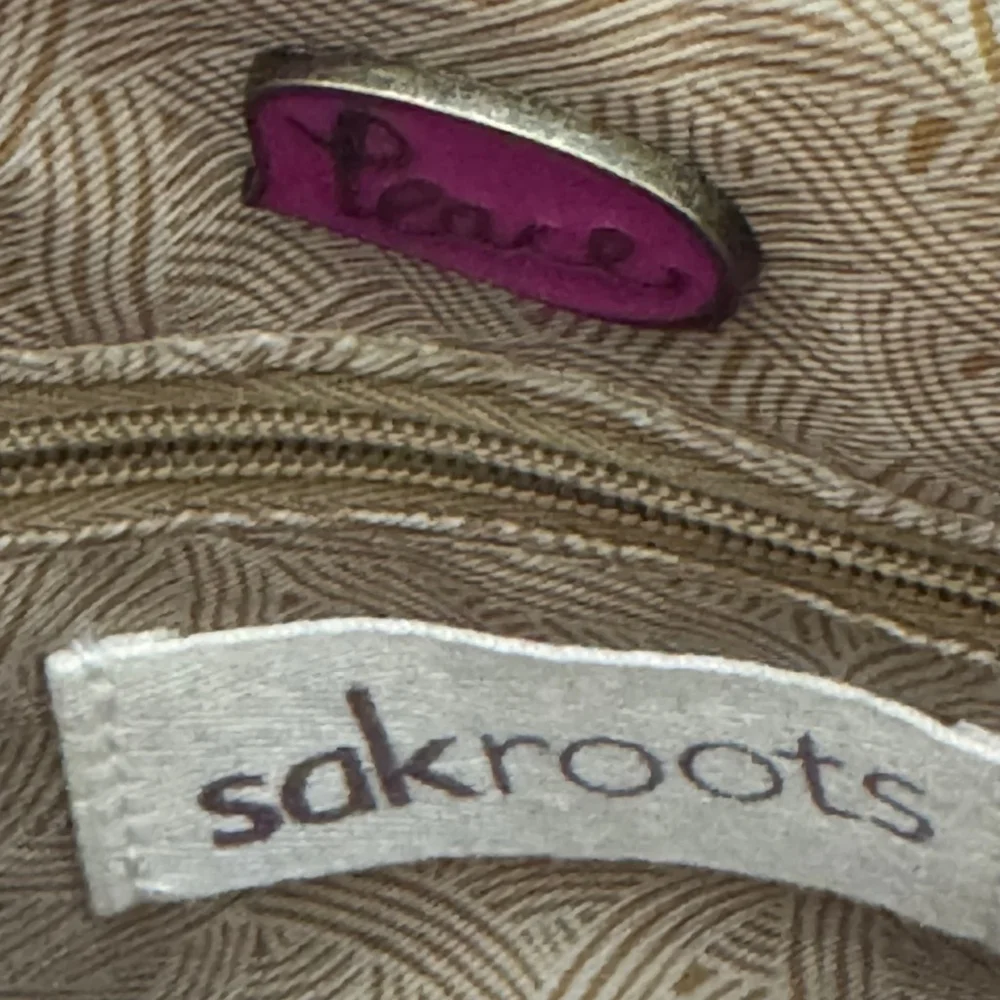 Sakroots Crossbody Black Spirit Lace Canvas Coated Bag Purse - Picture 11 of 11